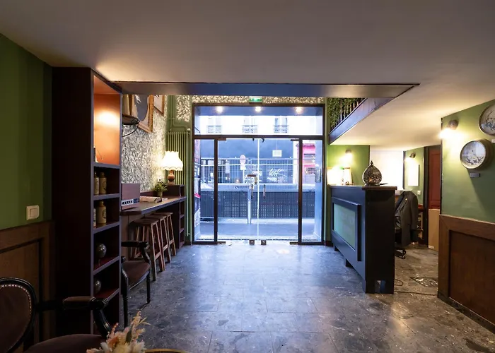 Walled Off Hotel Paris